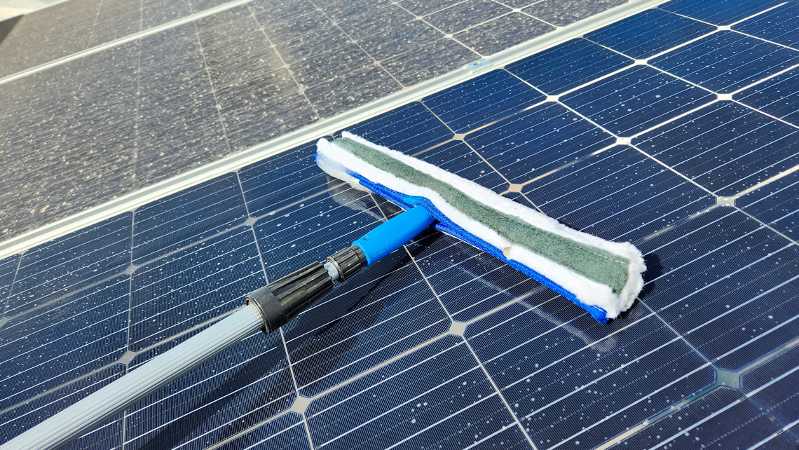 5 Signs Your Solar Panels Need Maintenance (And What to Do About It)